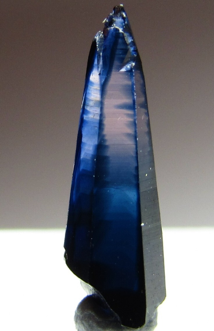 MAGNIFICENT POINTED GEM CLEAR SAPPHIRE CRYSTAL!!! WINZA TANZANIA