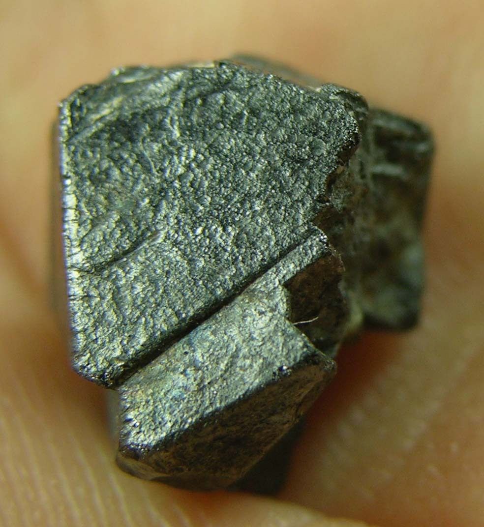 #8 14.35ct Pakistan 100% Natural Octahedron Magnetite Crystal Specimen 2.8g 13mm