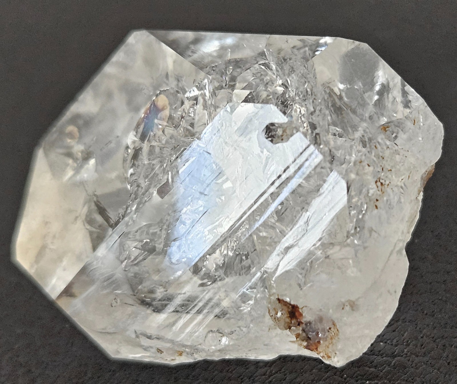 Gorgeous 3 cm Quartz var Herkimer Diamond with 10 facets, Rainbows and Voids