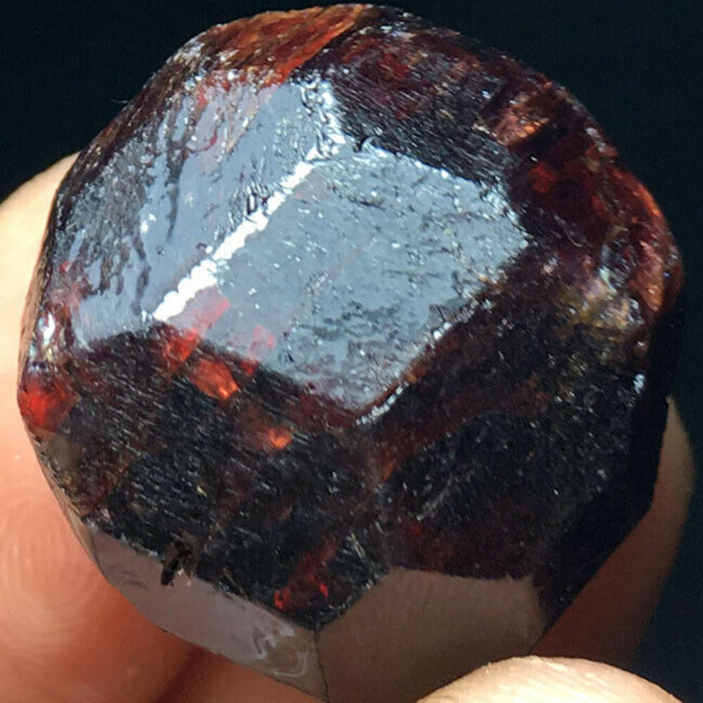 Wholesale Natural Rare RED Pyrope Garnet Crystal Mineral Gemstone Rough 3-4cm