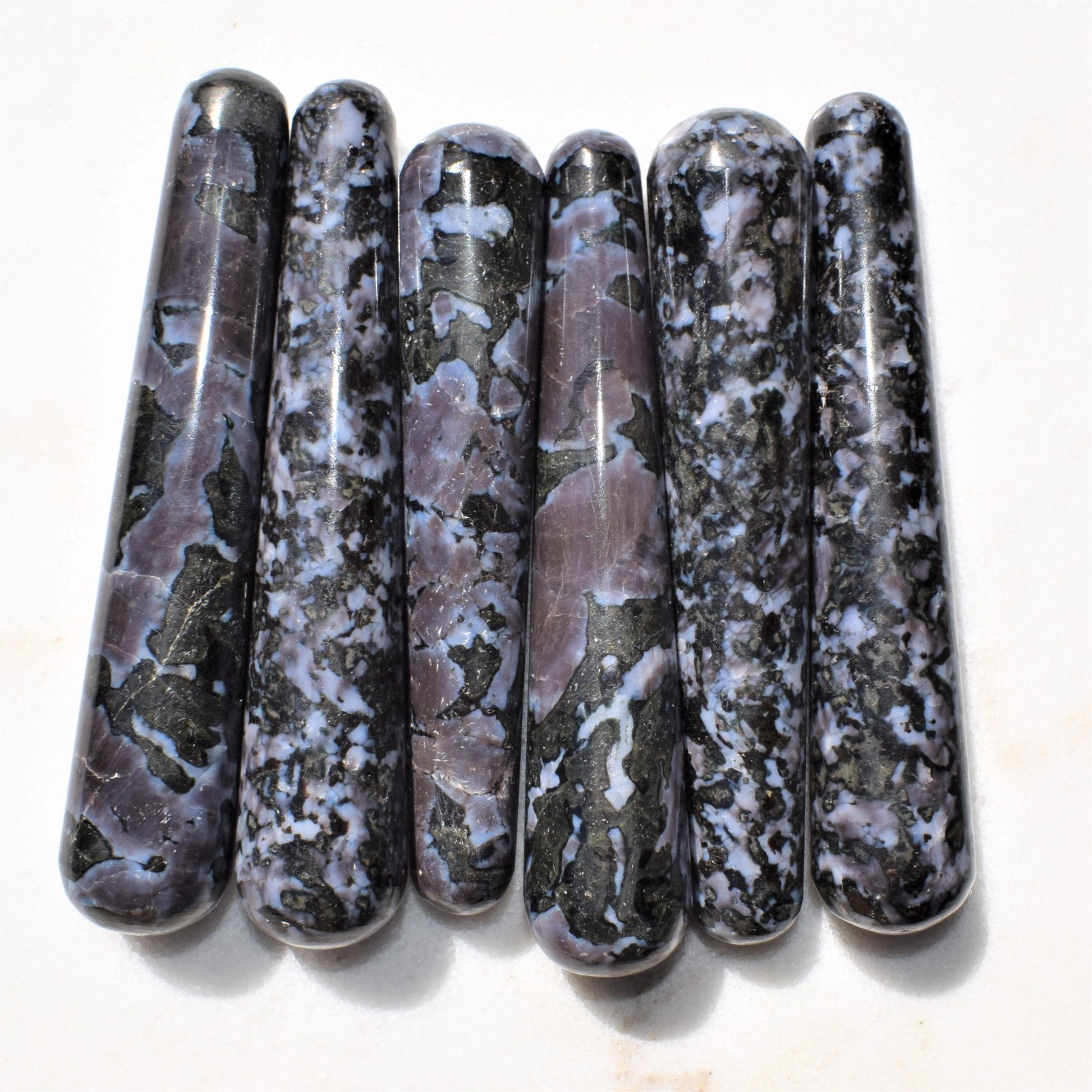 Charged 4.5″ Himalayan Mystic Indigo Gabbro Massage Wand + Charger ~72g