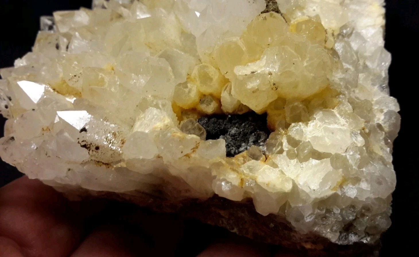 1LB 2 oz Natural 3.5″ QUARTZ Cluster from Chihuahua, Mexico