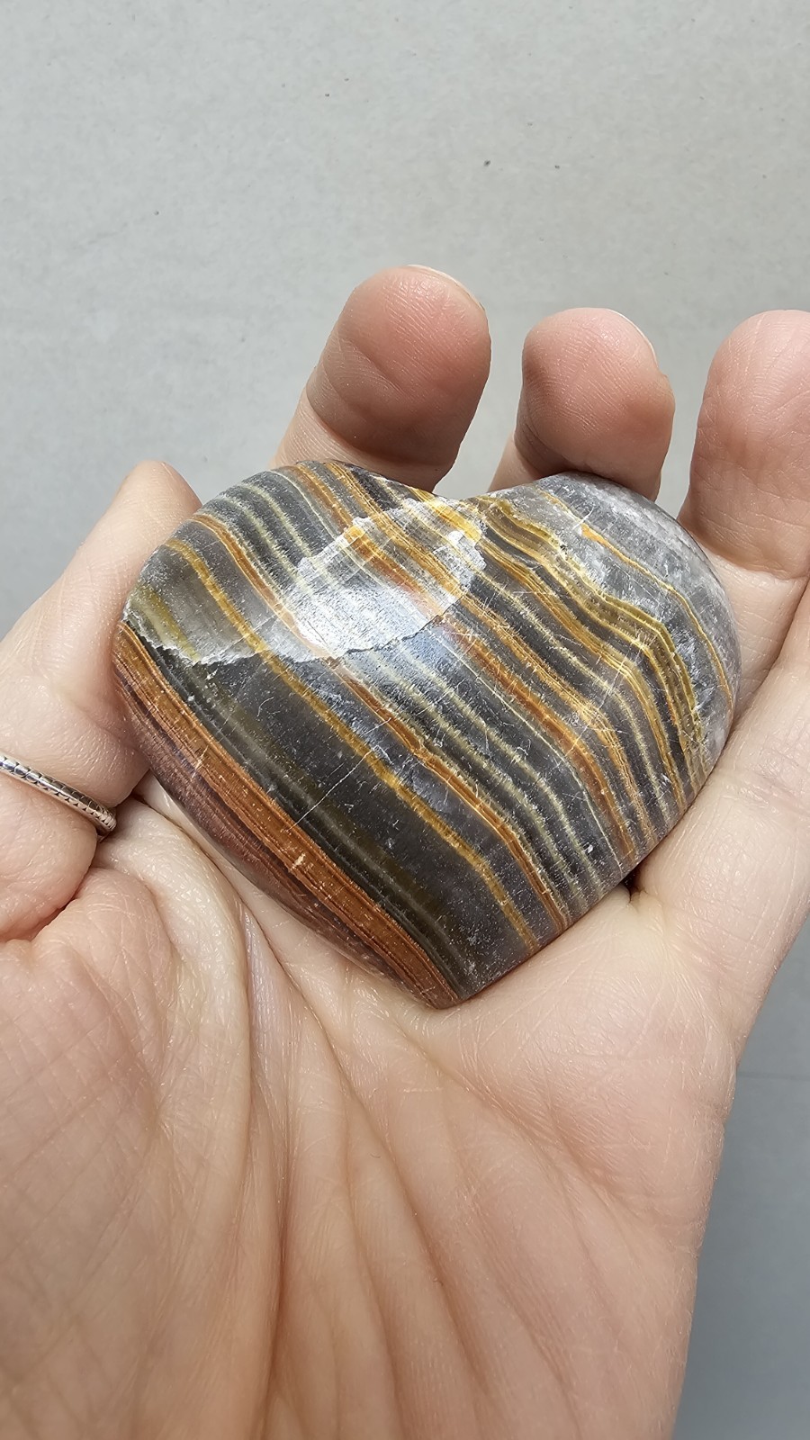 Pakistan Bumblebee Jasper crystal Heart Carving Palmstone 122g 6cm yellow