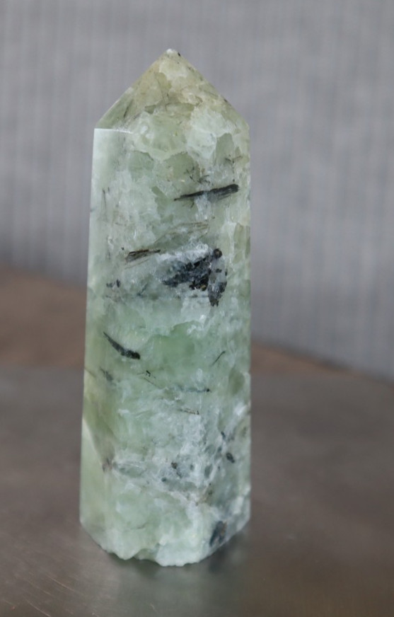 PREHNITE POINT 3.17 INCHES TALL/ 99.6 GRAMS