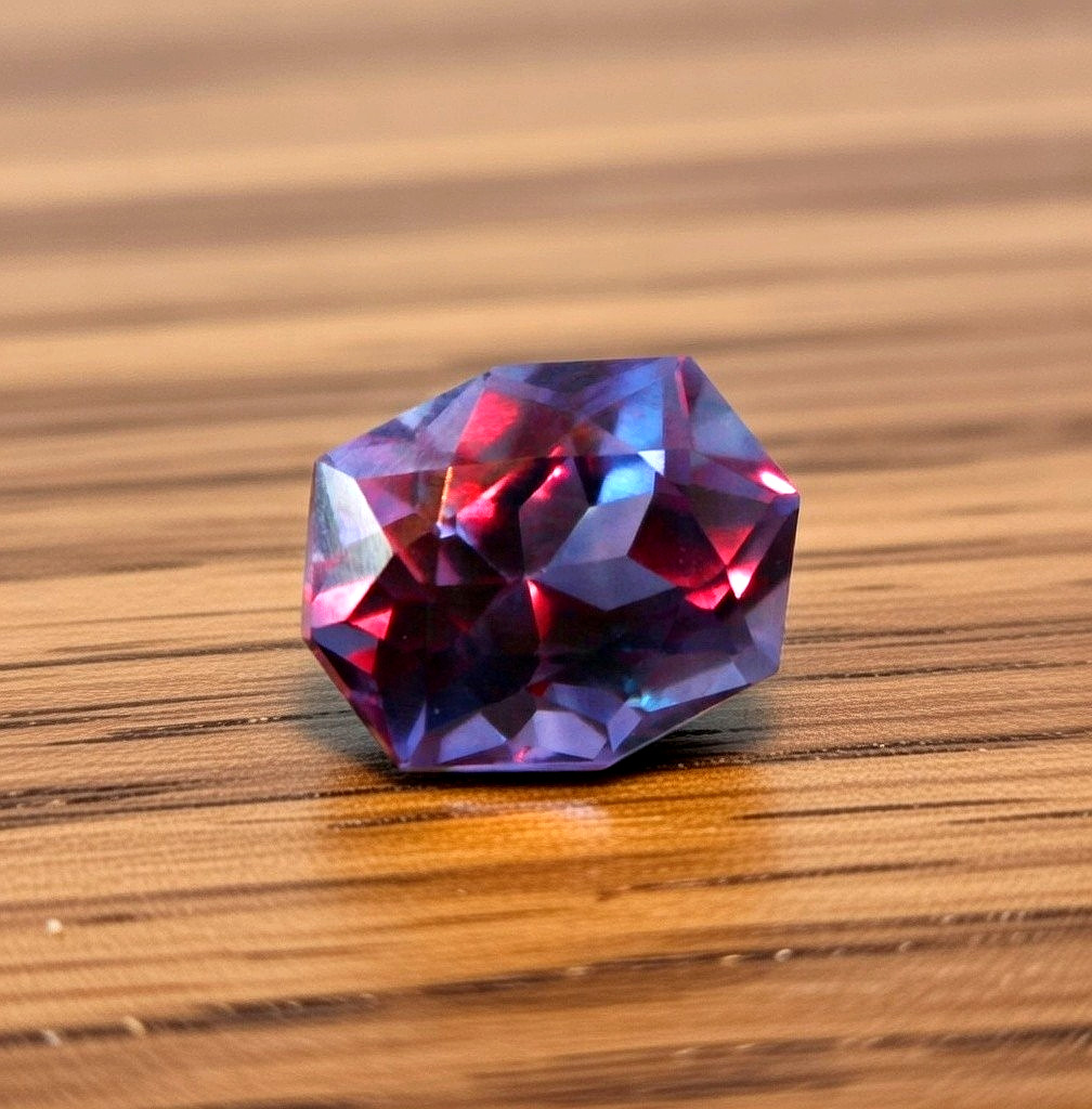 Natural Alexandrite Bi-Color Fancy Cut Certified loose Gemstone 10.65 Ct