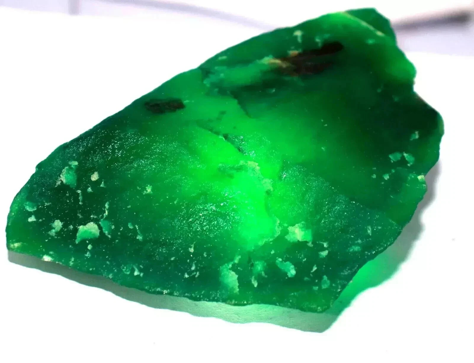 Natural Dyed Green Emerald Rough 700-800 carat Earth Mind Uncut Loose Gemstone