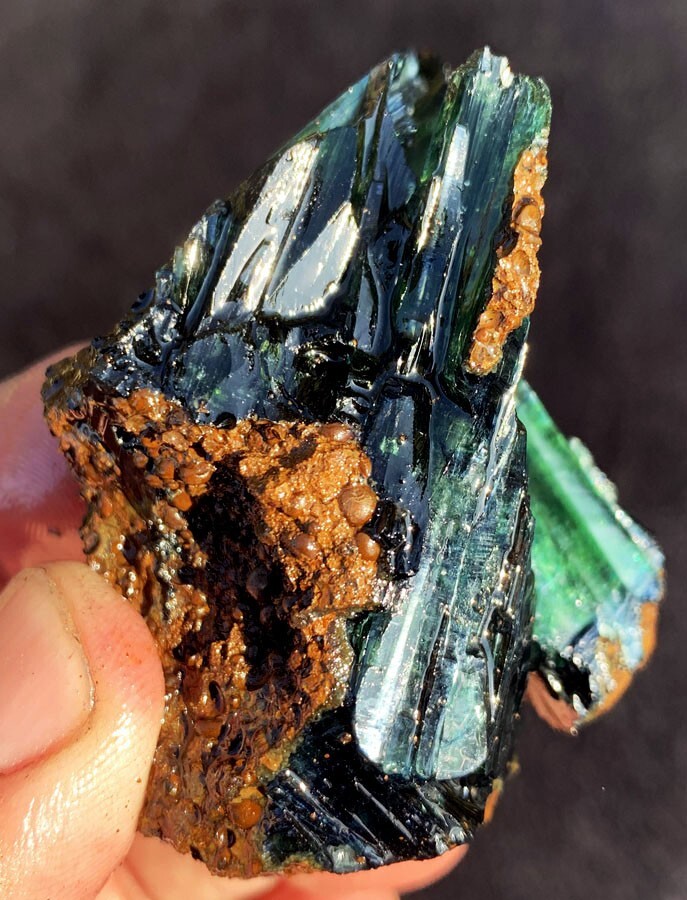 359CT Gemmy! Natural Transparent Green Vivianite Crystal Specimen Brazil ie5083
