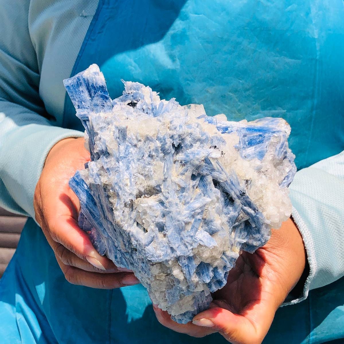 3.36LB Natural Blue crystal mineral standard Quartz Crystal Healing Sample 5271