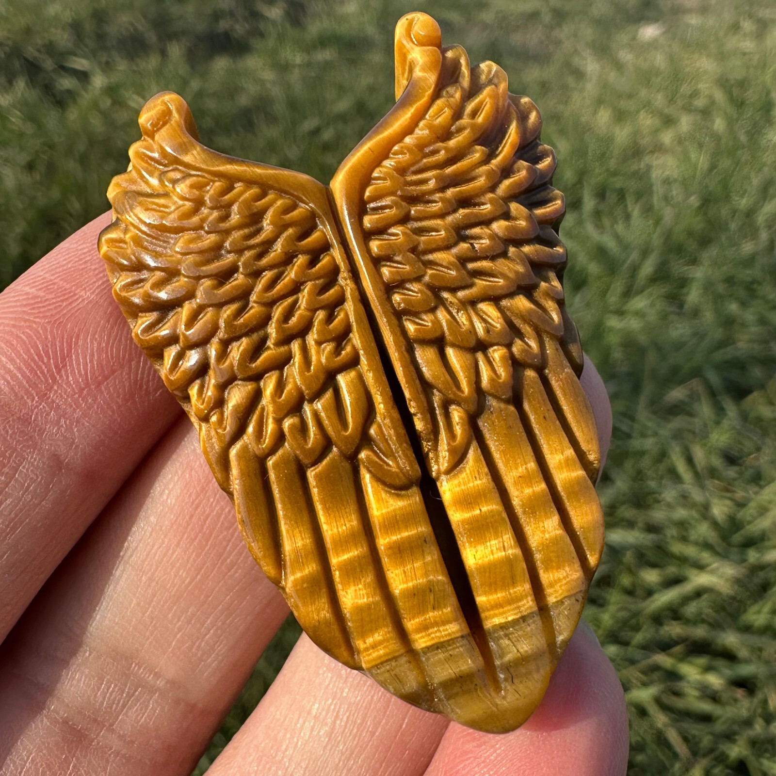 Natural Hand Carved Tiger’s Eye Wing Skull Quartz Crystal Specimen Reiki Healing