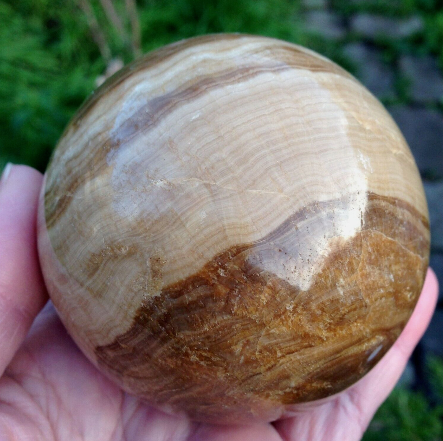 Large Aragonite Crystal Sphere Ball Healing Stress Capricorn Stone 560g 7.9cm