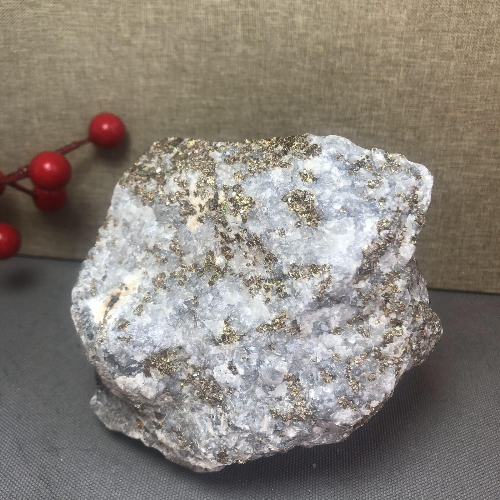 1.1kg Natural rainbow Copper crystal paragenesis ore Uncut original Specimen