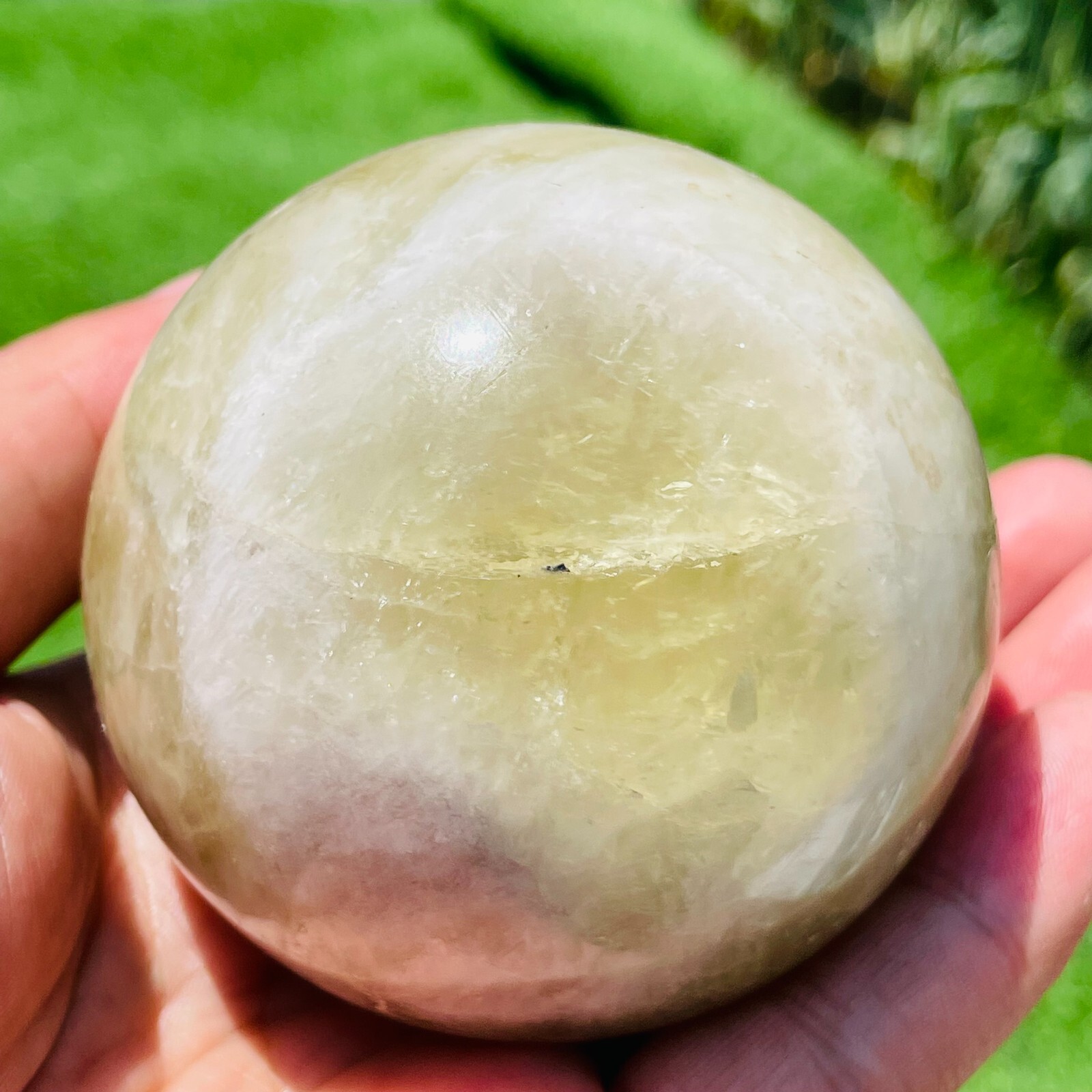478g Natural Clear Yellow Citrine Quartz Crystal Sphere Energy Ball Healing