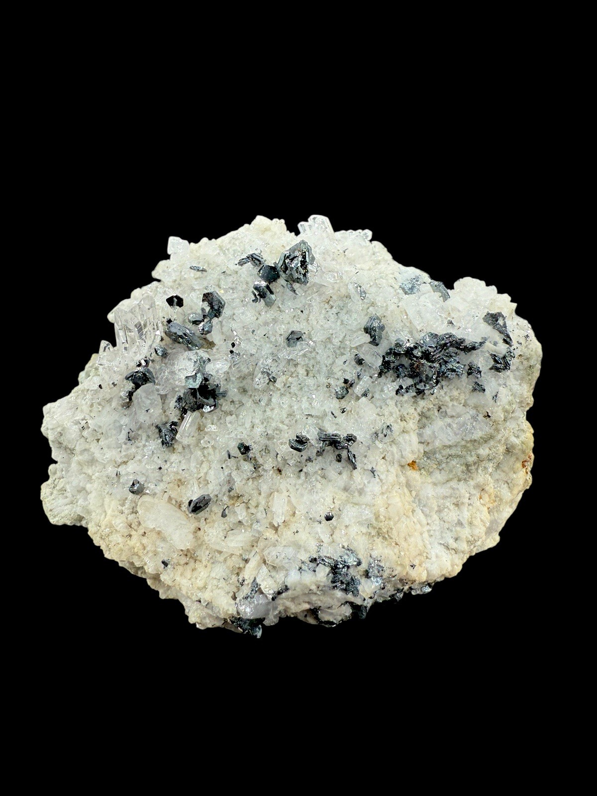 Hematite & Albite & Quartz Xls : St. Christophe En-Oisans . Isere , France 🇫🇷