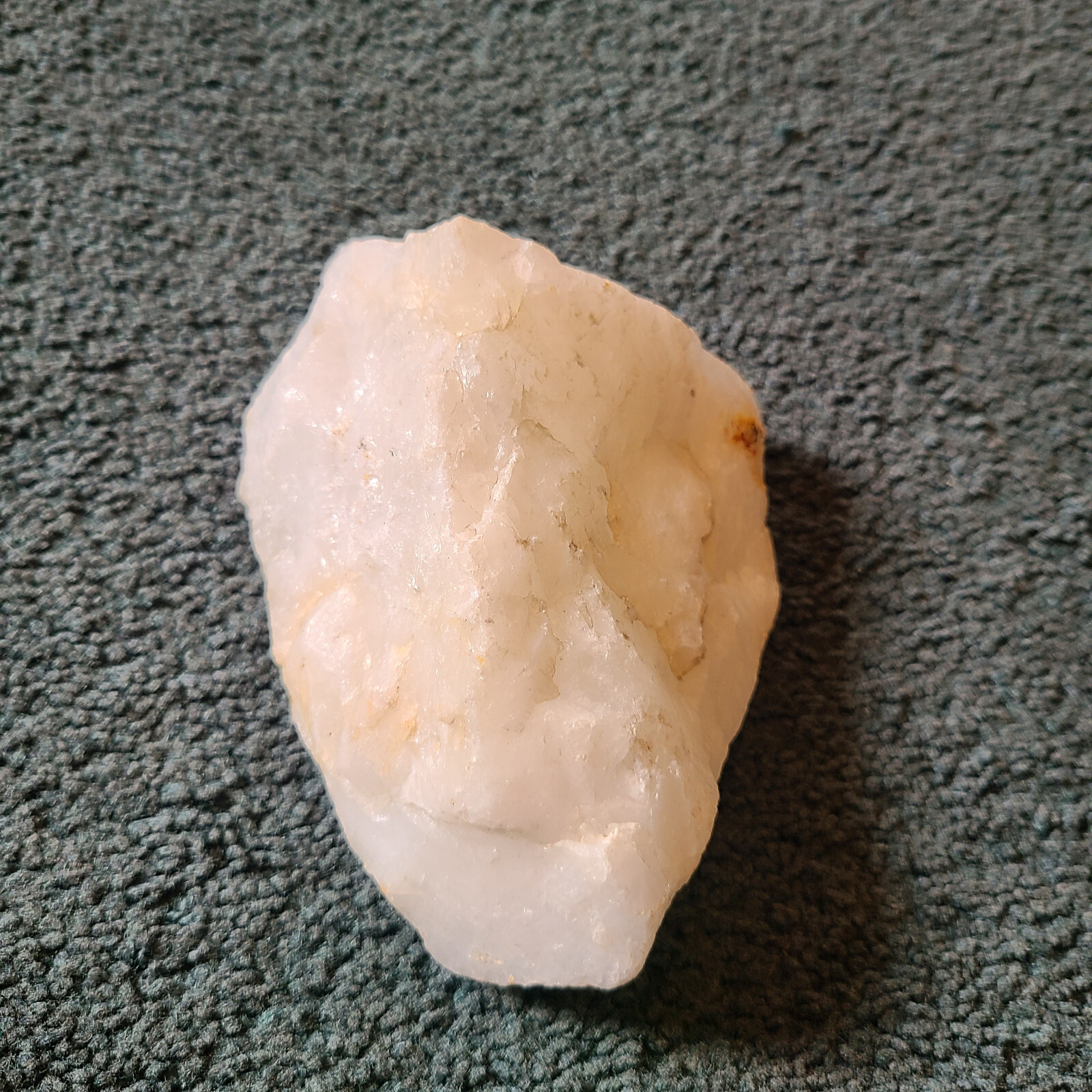 raw white quartz rock 5 lbs medium size 5 inches in length rocks and mineral