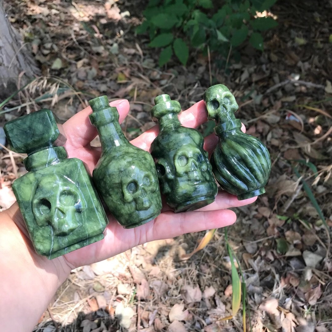 1PC Natural Skull Perfume Bottle (Vine Jade) quartz crystal healing gem Random