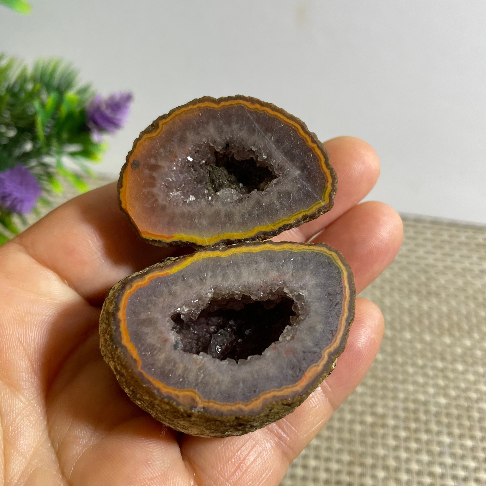 Natural cave Warring States red agate home decoration ornaments rough 72g