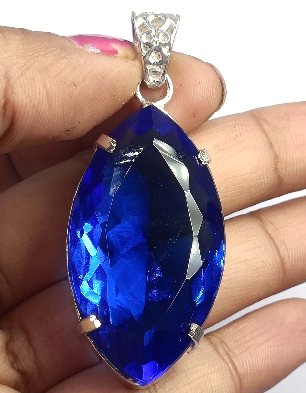 91 Ct Natural Blue Sapphire Pendant Marquise Shape 925 Silver Chain IGL Gem 6LHD