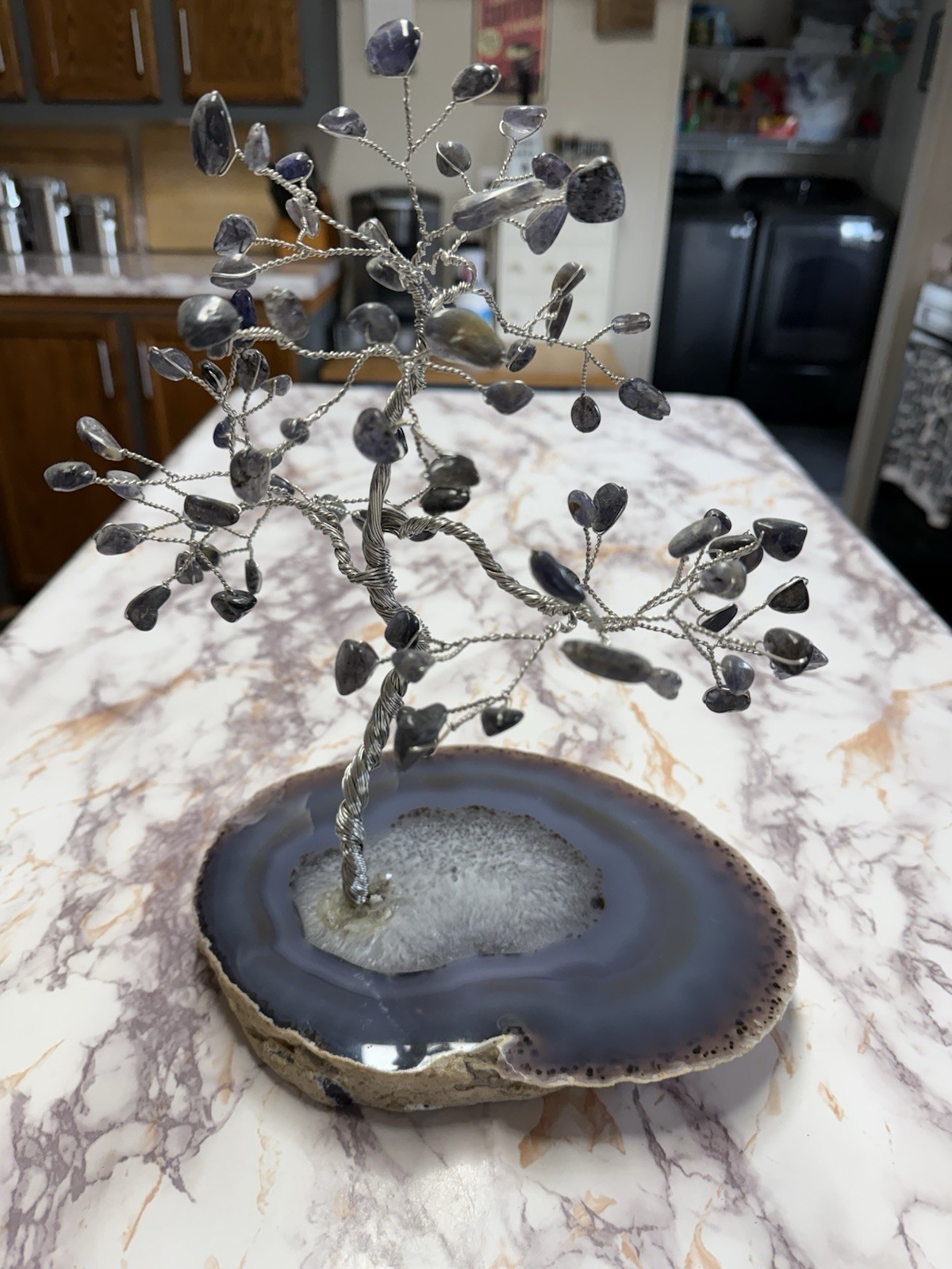 NATURAL IOLITE GEMSTONE Tumble Stones TREE CRYSTAL TREE OF LIFE On An Agate Base