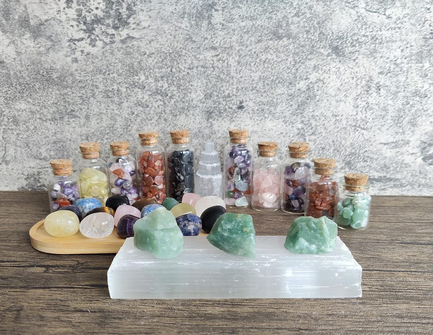 MAIBAOTA Natural Green Aventurine Crystals Bulk Raw Healing Crystal Stones 1″…
