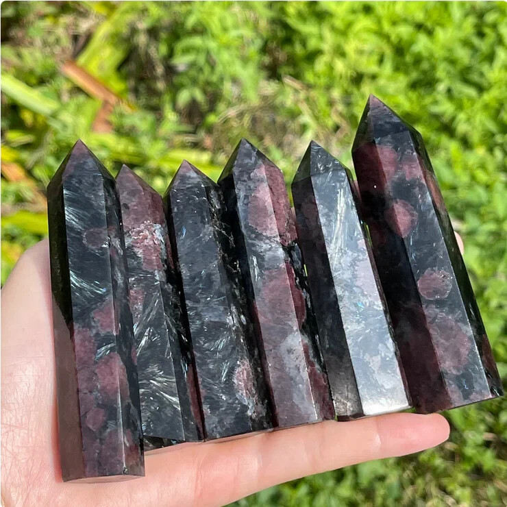 Natural Garnet in Arfvedsonite Stone Tower Point Healing Crystal Wand Desk Decor