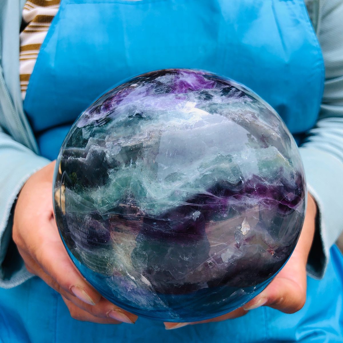 2910G Natural Green Coloured Fluorite Ball Quartz Crystal Reiki Healing 5479