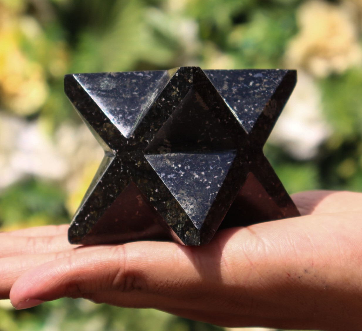 Superb 80MM Black Nuummite Sorcerer’s Stone Healing Chakra 8 Point Star Markaba