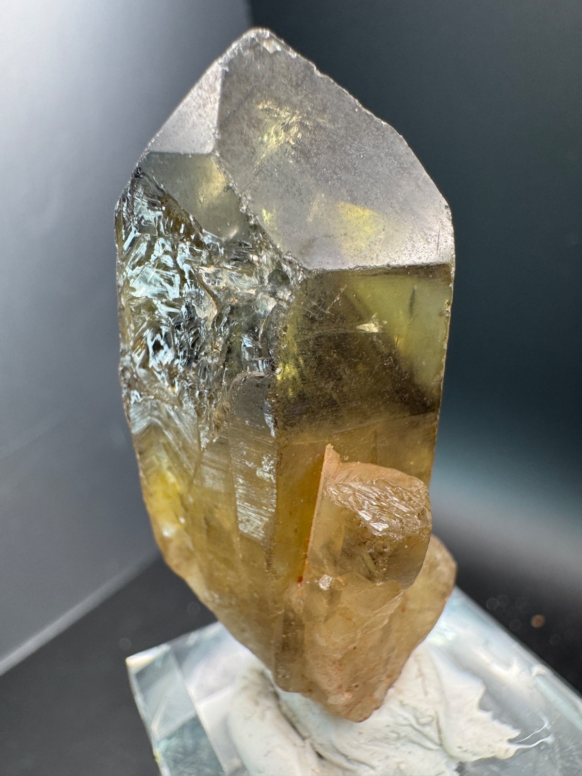 6707 Citrine Point with Phantoms Galore Congo 50g