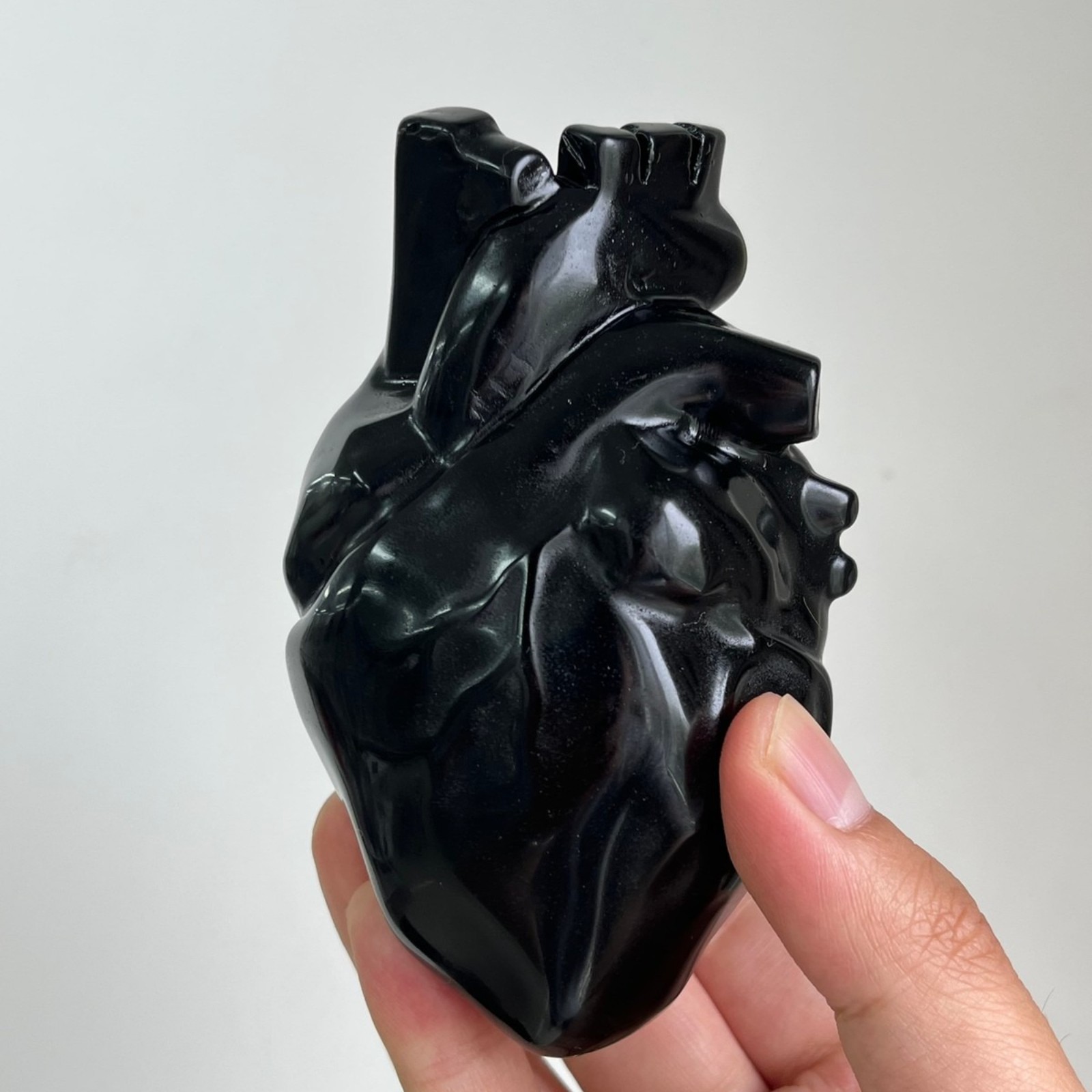 0.88LB 4.1″ Natural Obsidian Human Heart Statue Crystal Healing Carving Decor