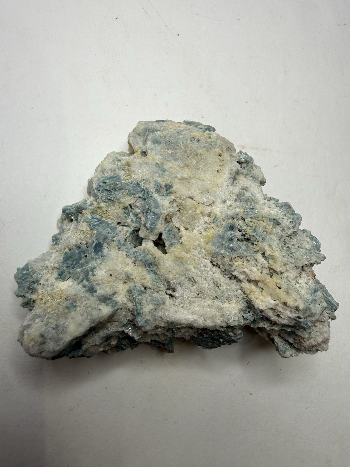 Natural Kyanite Cluster Crystal Mineral Specimen Blue Bird Mine California 106g