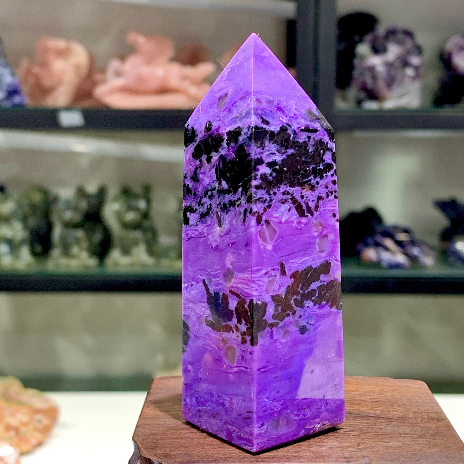 190G Natural Siberian purple Charoite tower crystal mineral Four sided pillar