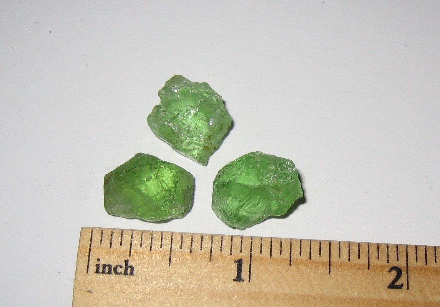 3 SMALL RARE NATURAL 0.5″-0.6″ A+ GRADE PERIDOT CRYSTALS FROM TANZANIA ~ 7.4g *2