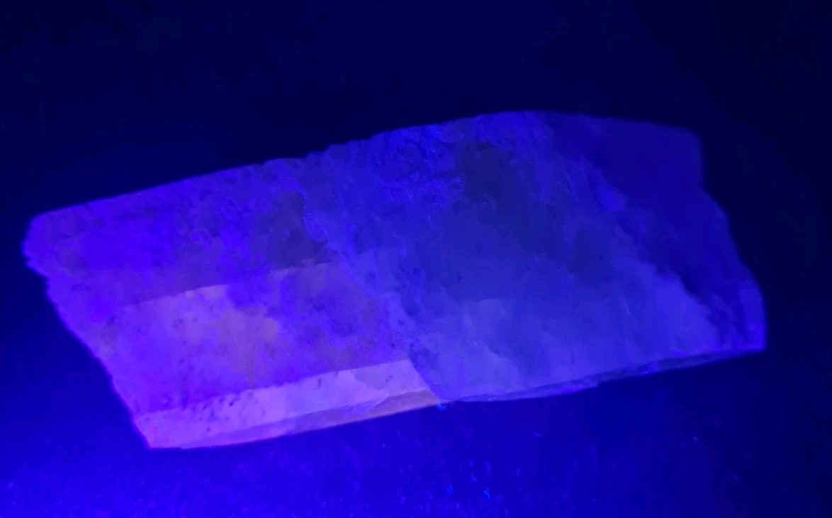 Nepal Golden Selenite Specimen, Fluorescent, 76g