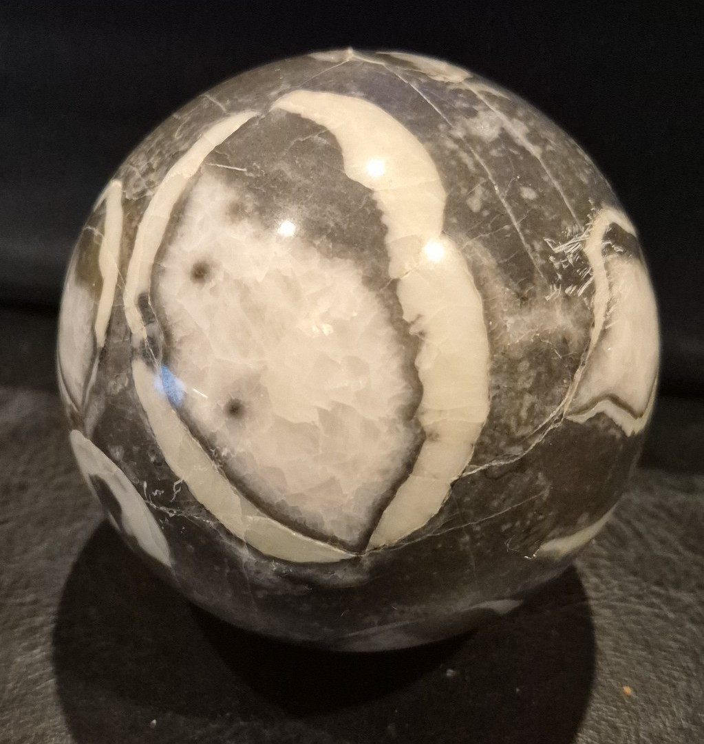 Natural Shell Thousand Eye Stone Jasper Quartz Crystal Ball Reiki Healing 1480G
