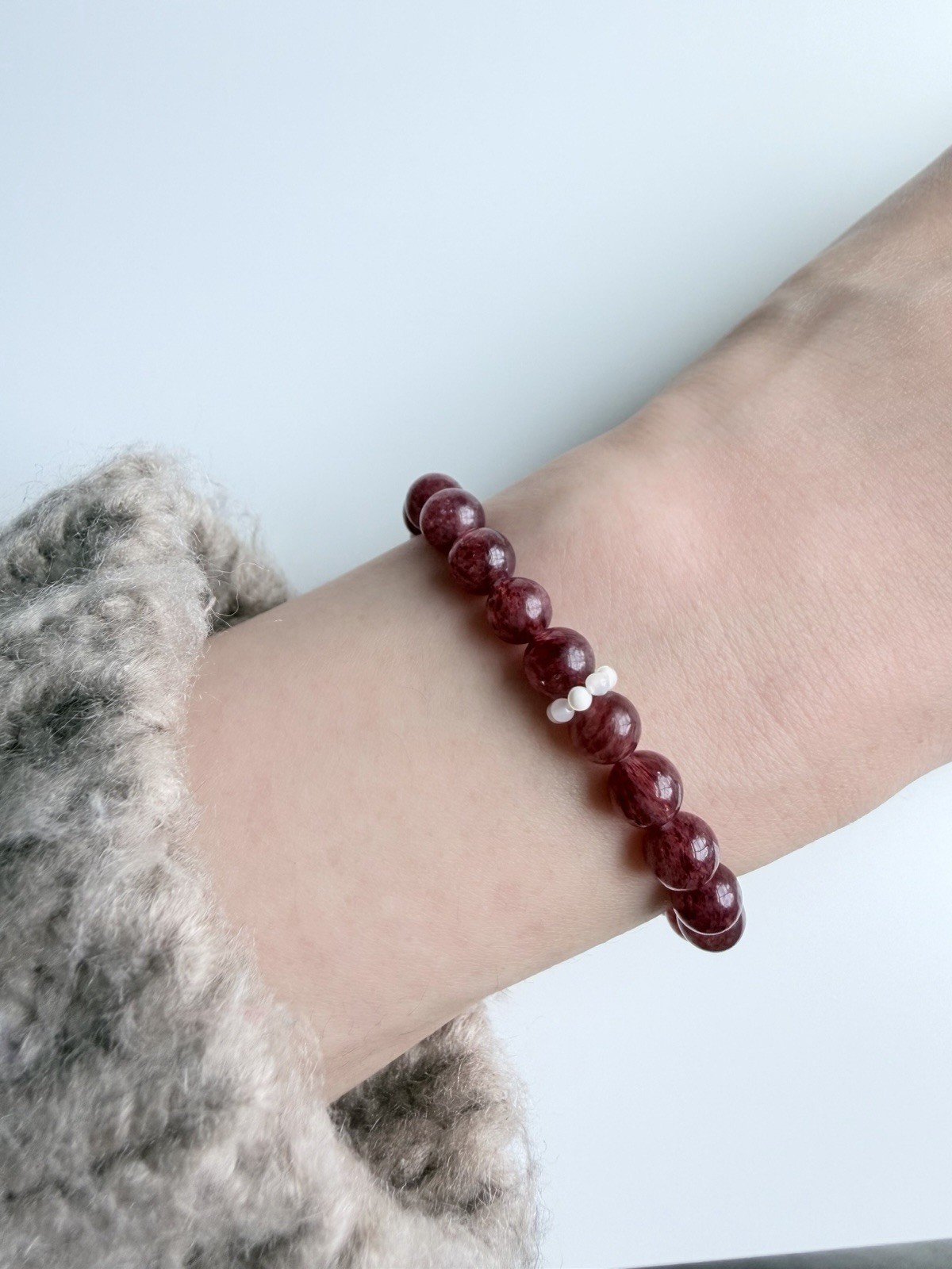 High Quality Dark Pink Red Strawberry Quartz Bracelet 6mm Beads Design Bracelet