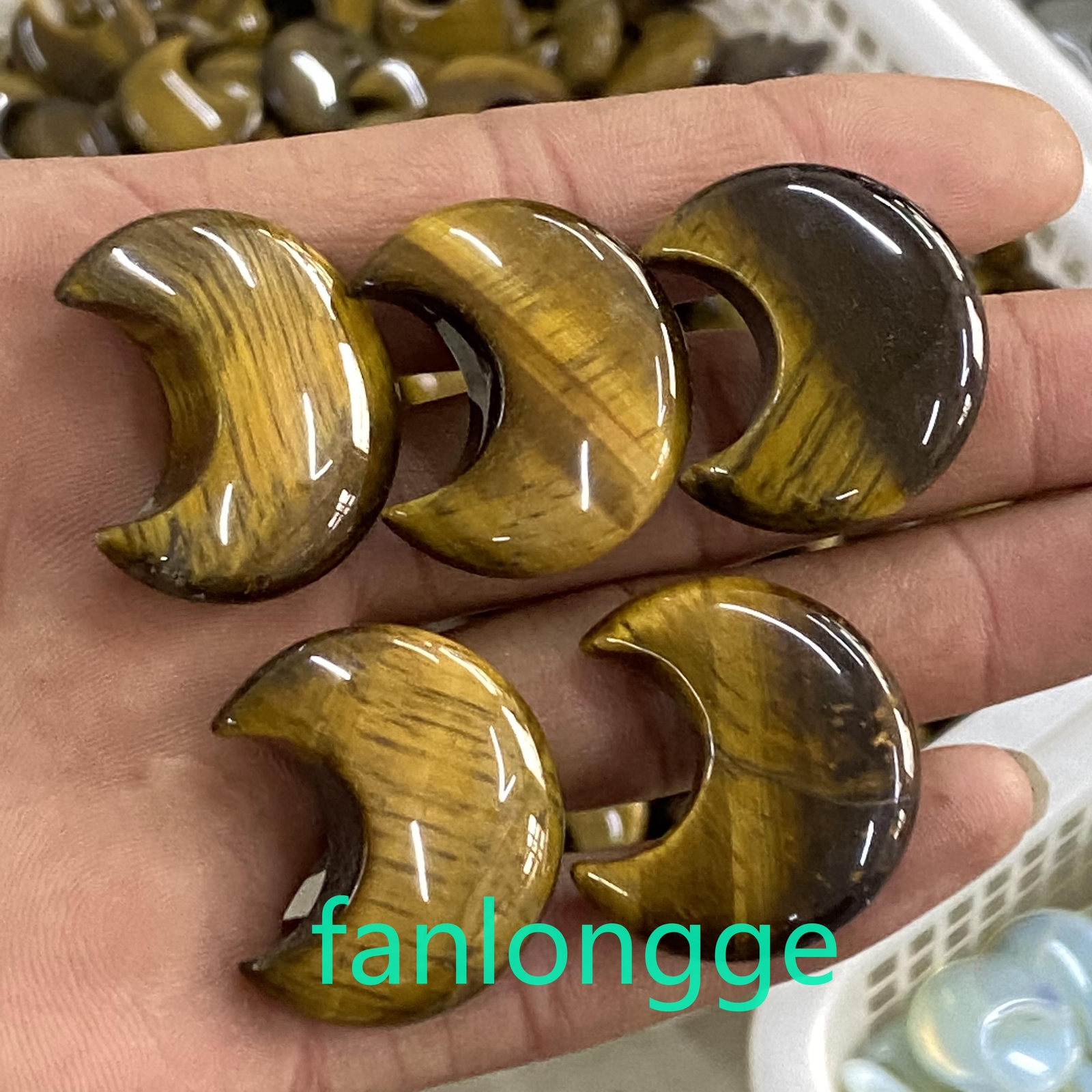 5pc Natural Tiger’s eye jasper moon Quartz Crystal Carving Skull Pendant Healing
