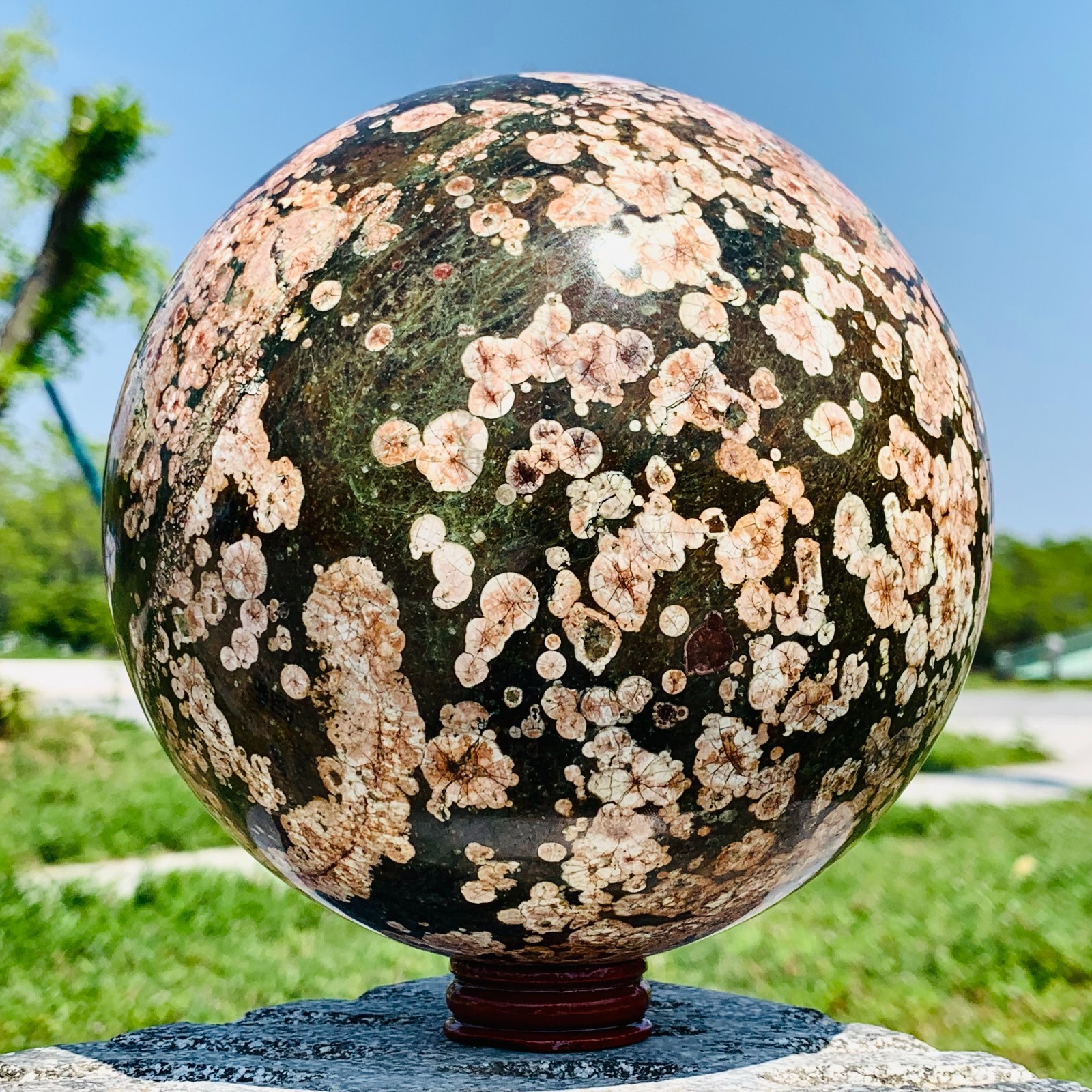 9.17LB Natural Plum blossom green jade ball Quartz Sphere Crystal Ball
