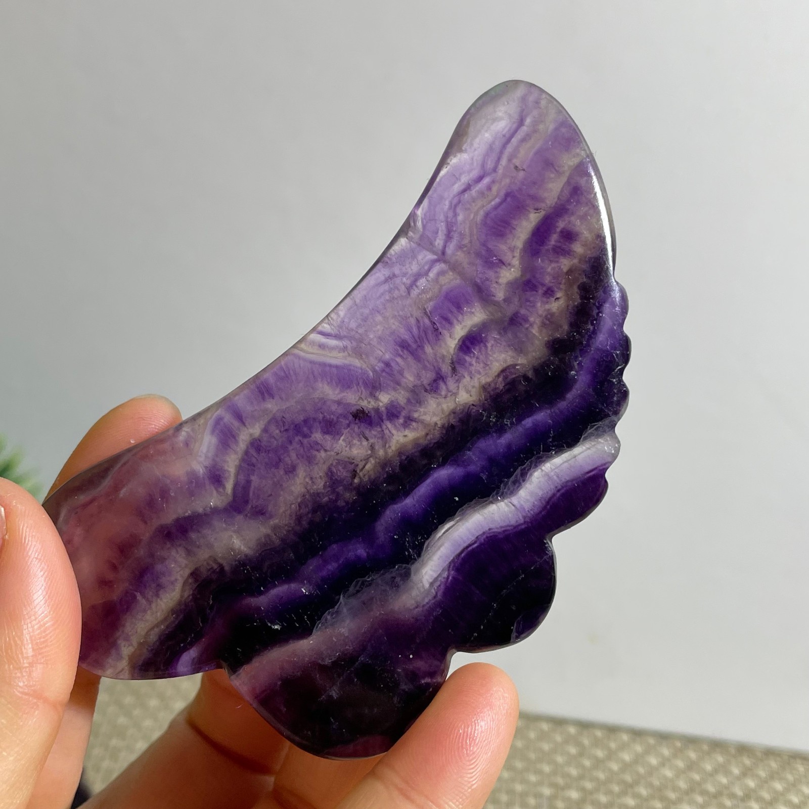 70g beautiful Rainbow Fluorite Rough stone specimens cure