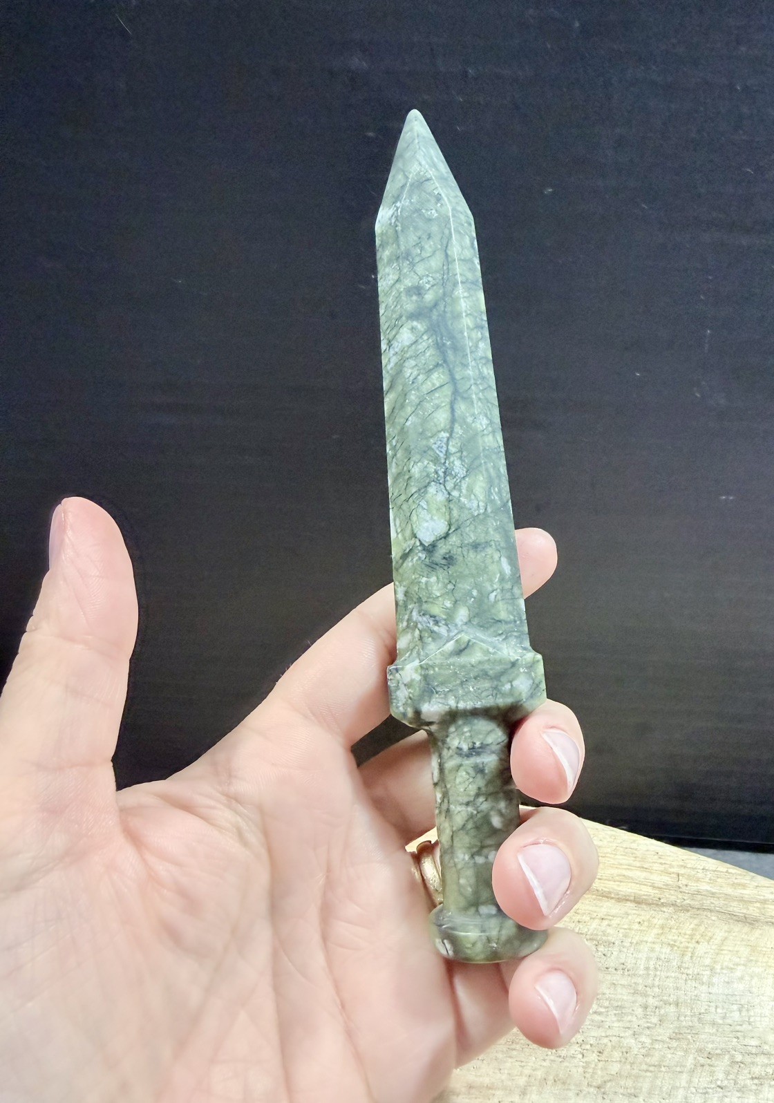 Crystal Green Jade Athame Dagger ceremonial witch heal energy pagan Wiccan 119g