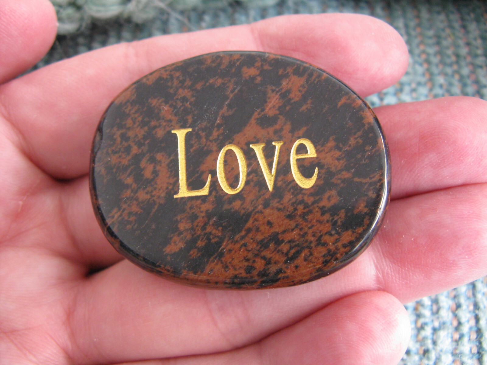 NEW NATURAL RED BLACK JASPER QUARTZ Love WISH STONE PALM STONE