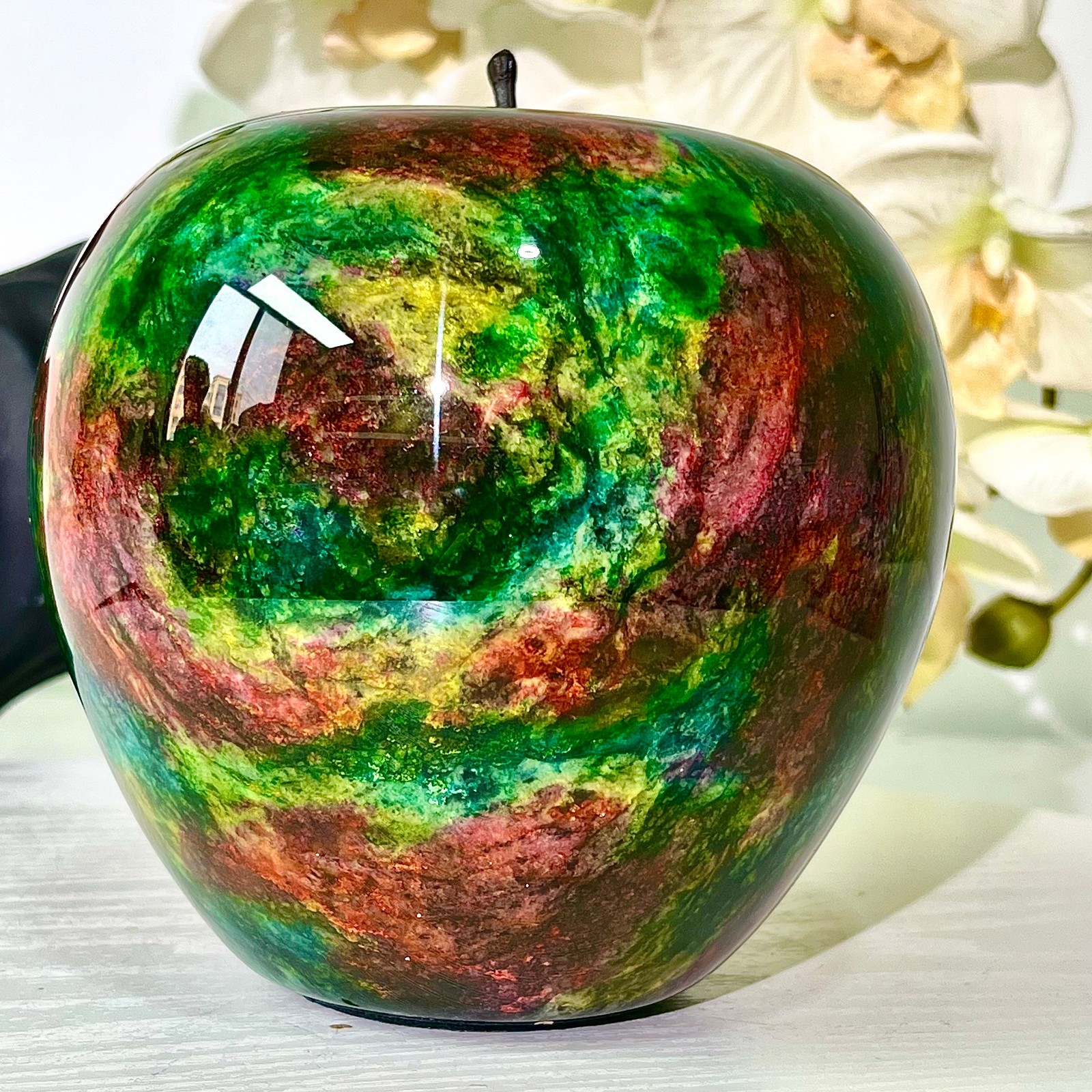 7.77LB Taiwan, China, China Natural Colorful Jade Apple Polishing Aura Healing