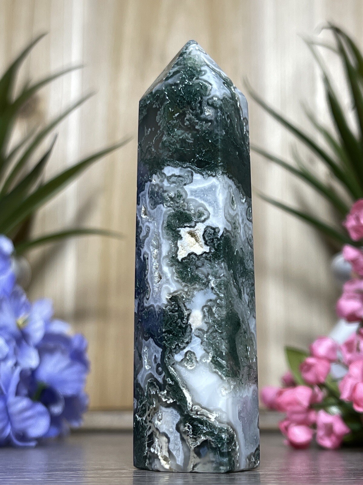 MOSS AGATE TOWER – Mineral Chalcedony Reiki Chakra Green Wiccan Crystal Decor