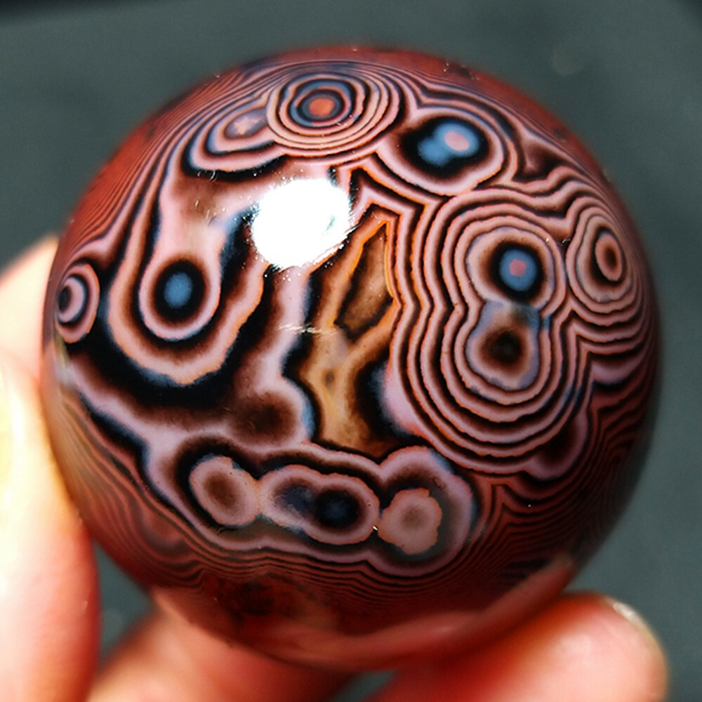 HOT 79.3G 38mm Natural Polished Banded Agate Crystal Ball Madagascar A717