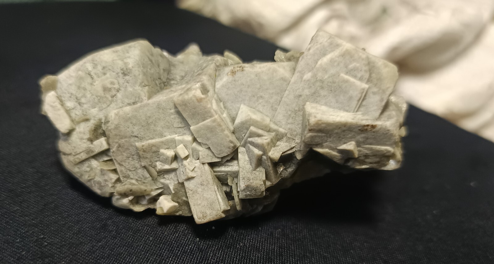 106g Natural green appophyllite stunning mineral specimensC