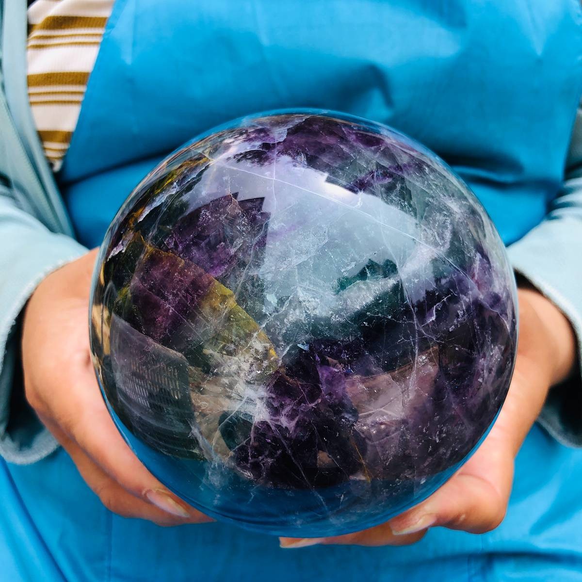 2720G Natural Green Coloured Fluorite Ball Quartz Crystal Reiki Healing 5482