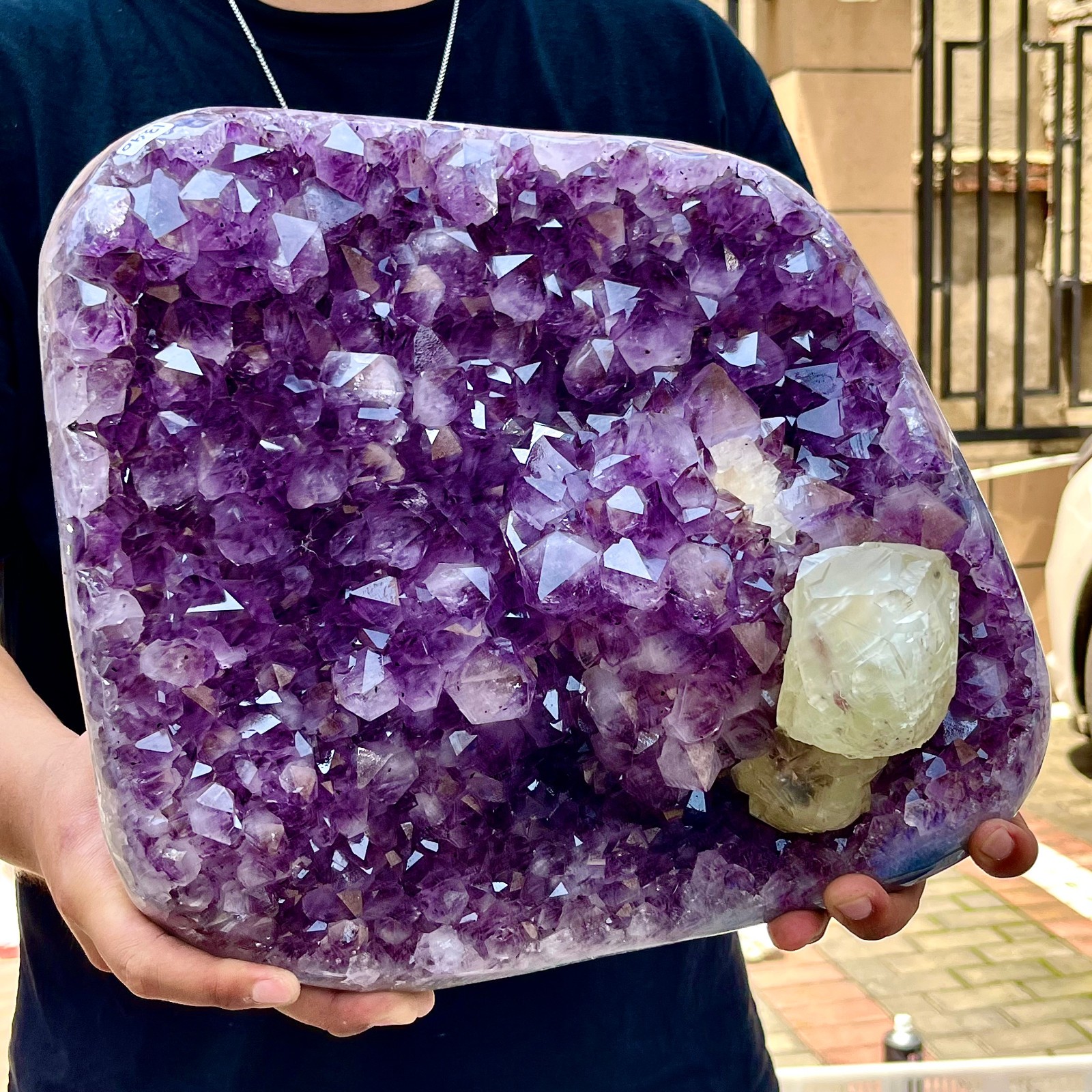 29.55LB Natural Brazilian high-grade amethyst thin skin large teeth
