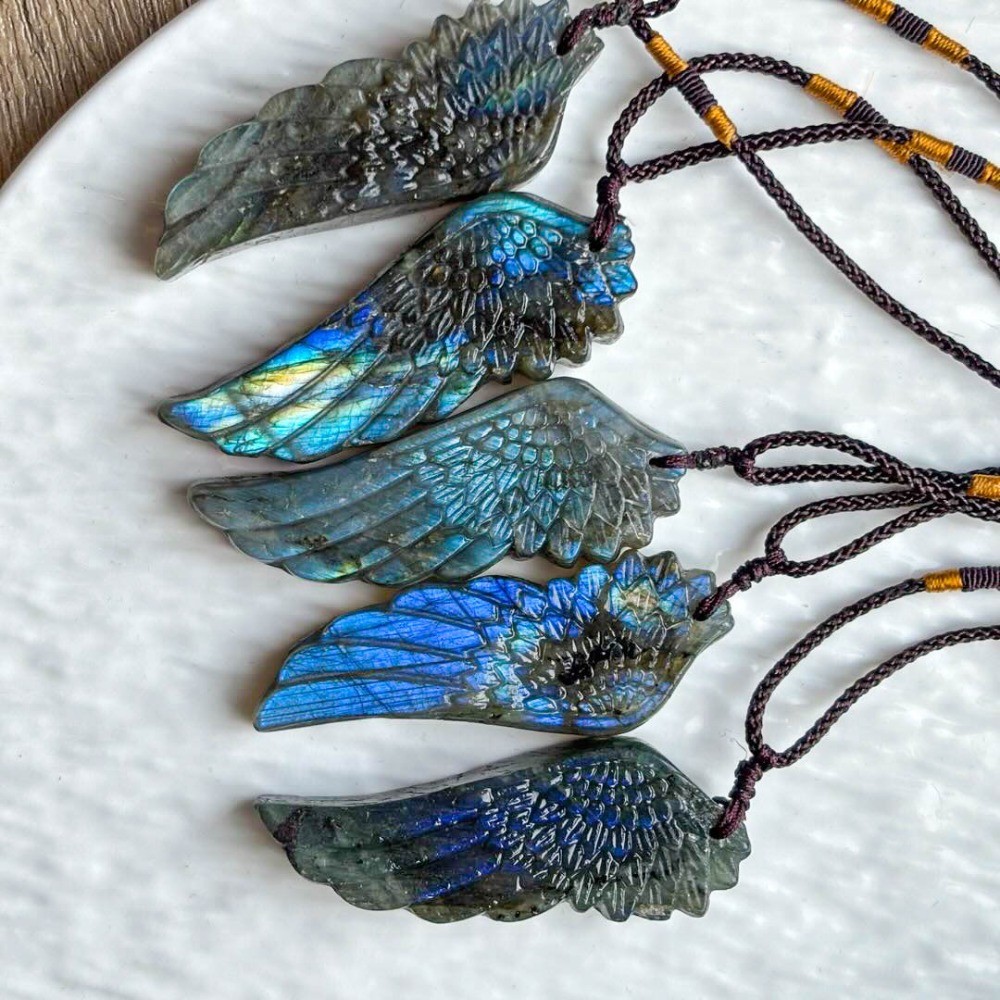 Natural Labradorite Angel Wings Pendant Necklace Carved Crystal Healing Gift1pcs