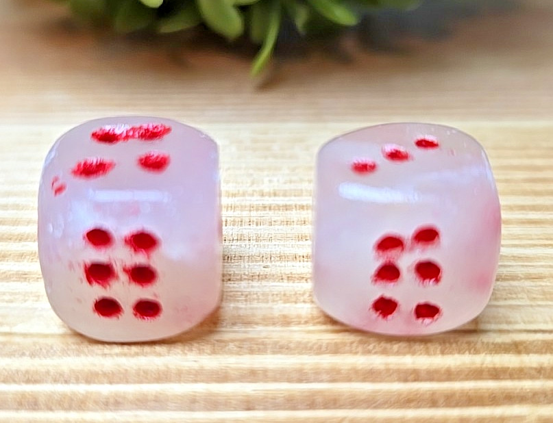Rose Quartz Dice Set 2pc 0.6″ Pink Crystal Dice Pair Gemstone Gaming Set