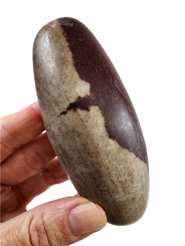 Shiva Polished Stone India 206.1 grams.