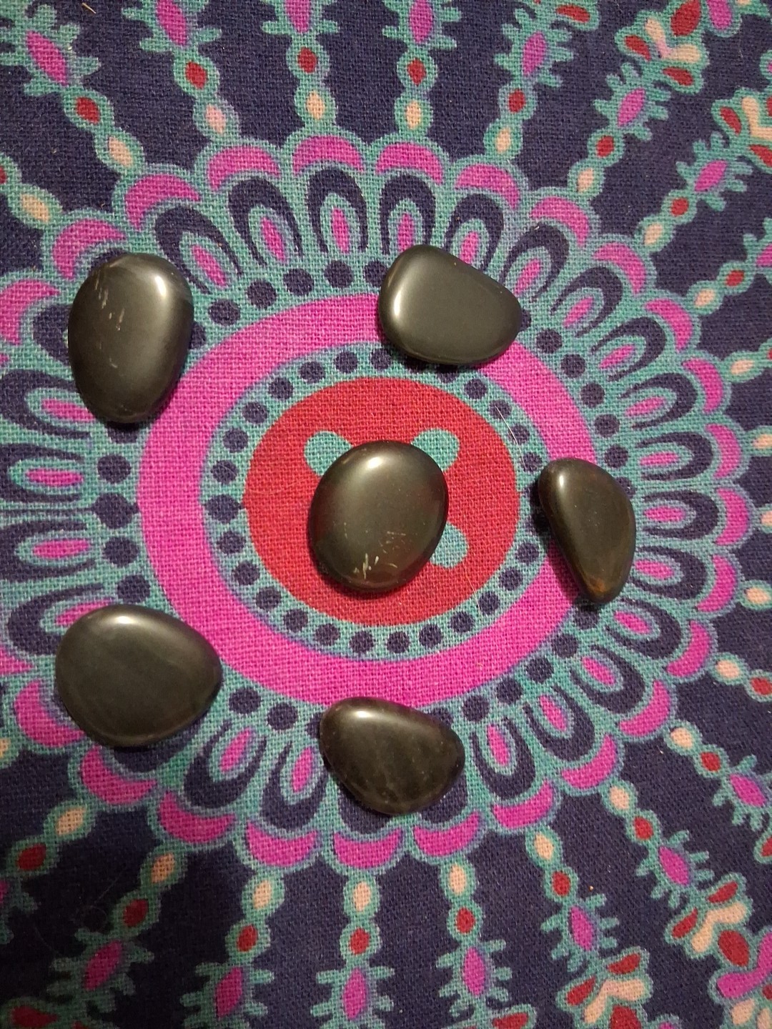 Apache Tears Tumbled Stone 1″+ Polished Natural Apache Tears 6 Pieces 19 G A-06