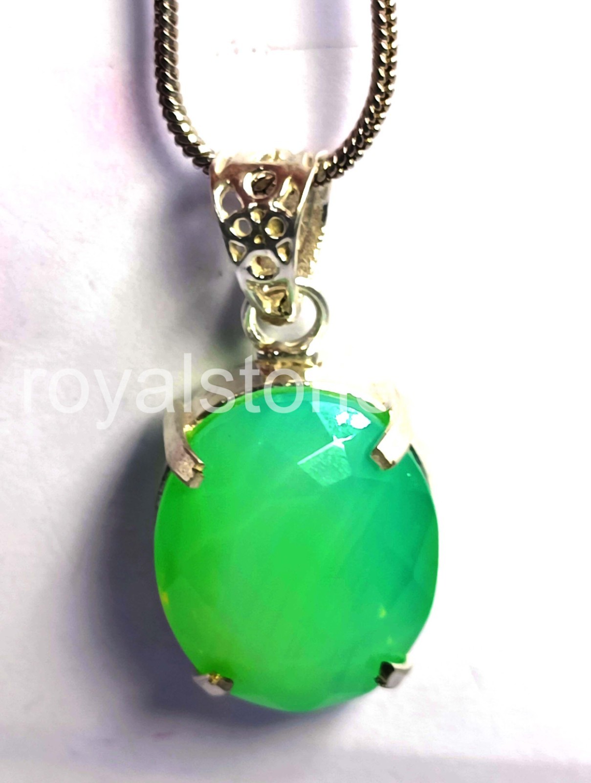 45.0Ct Natural Green Opal Pendant Oval Shape 925 Silver Free Chain IGL Gems 6FHQ